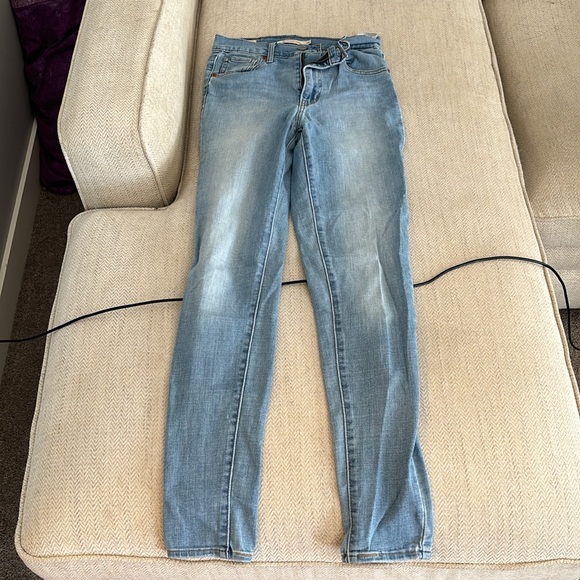 Levi’s Skinny Jeans - Picture 3 of 4